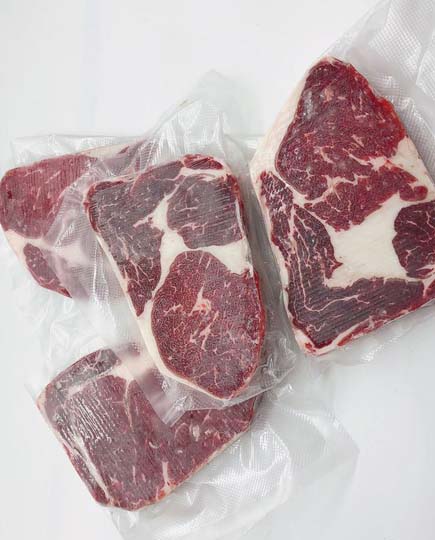Meat with vacuum sealing