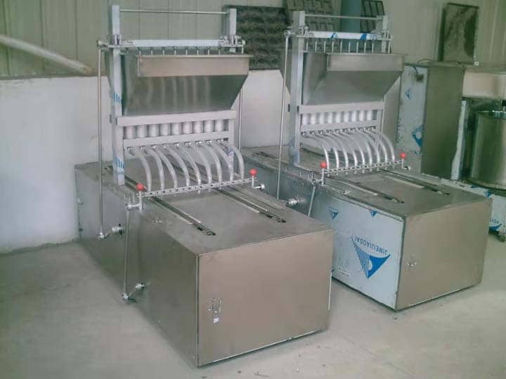 Cake filling machine is in stock